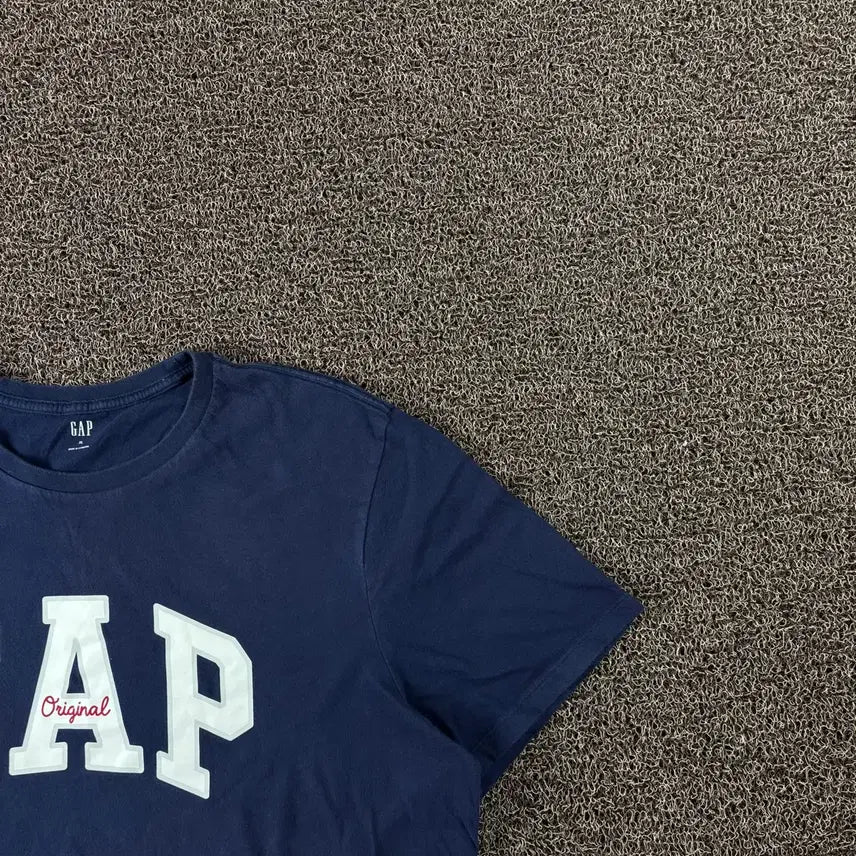 [BUNJANG] Gap Original Big Logo Navy T-Shirt / 갭 오리지널 빅로고 네이비 반팔티셔츠