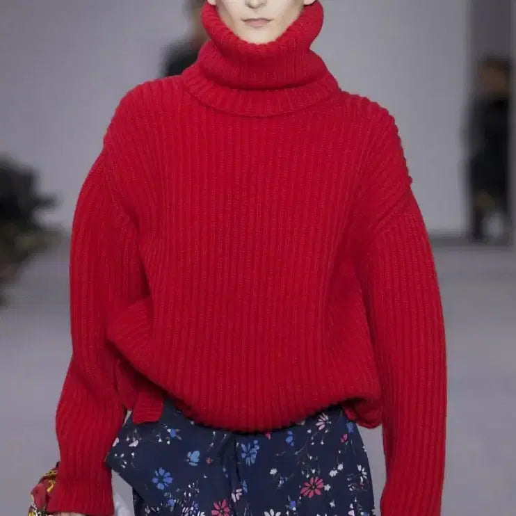 [BUNJANG] Balenciaga 100% Wool Turtle Neck Knit Sweater / 새제품 발렌시아가 울100 터틀넥 니트 스웨터