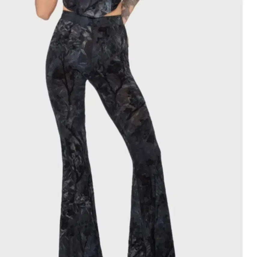 [BUNJANG] MUSERA Bootcut Leggings / MUSERA 부츠컷 레깅스
