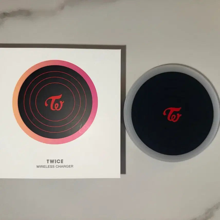 [BUNJANG] Twice Official Wireless Charger / 트와이스 무선충전기