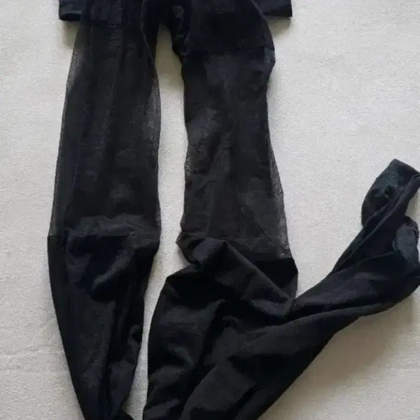 [BUNJANG] Stockings (New with Tags) / 스타킹 택 1