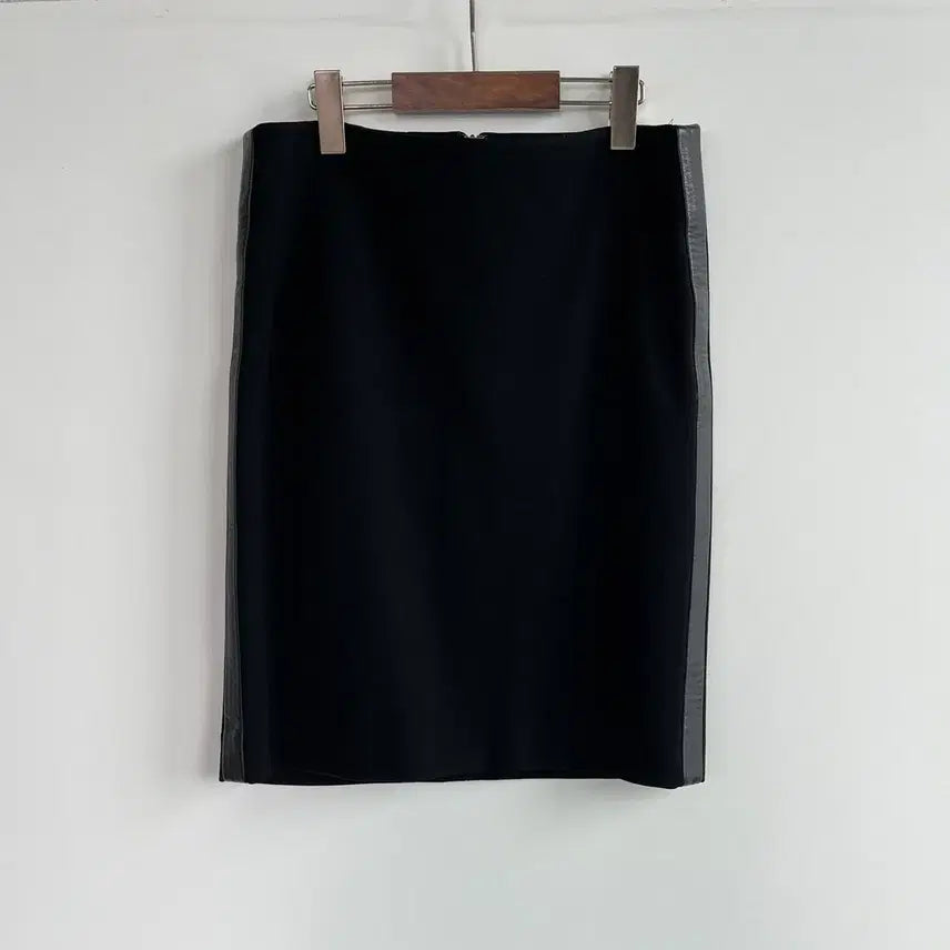 [BUNJANG] Jigott Real Cowhide Wool Color-block Midi Skirt / 지고트 리얼 소가죽 울 H라인 배색 미디 스커트