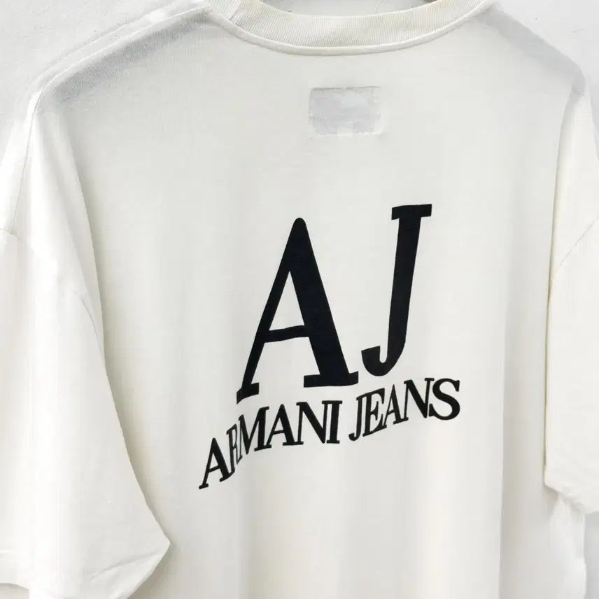 [BUNJANG] 90s Armani Jeans Vintage Eagle Logo T-Shirt / 90년대 아르마니 티셔츠