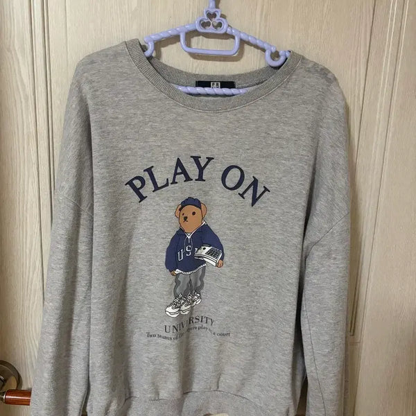 [BUNJANG] Bear Graphic Sweatshirt / 곰돌이 맨투맨