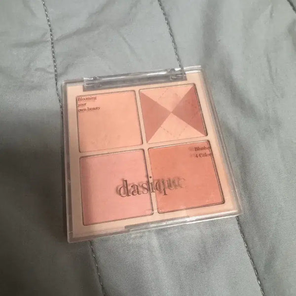 [BUNJANG] Dasique 4-Color Blusher Palette / 데이지크 블러셔 4구