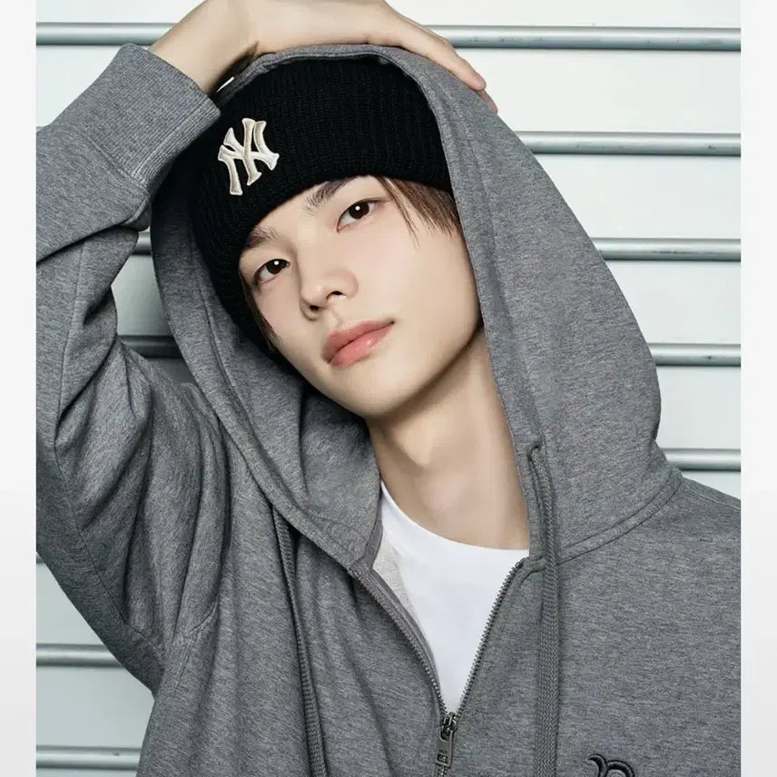 [BUNJANG] MLB New Jelly Mid Beanie NY (Black) / 엠엘비 MLB 뉴 젤리 미드 비니 NY (Black)