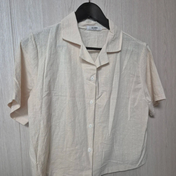 [BUNJANG] ILLUWA Women's Short Sleeve Collar Blouse (Ivory) / ILLUWA 여성 반팔 카라 블라우스 (아이보리)