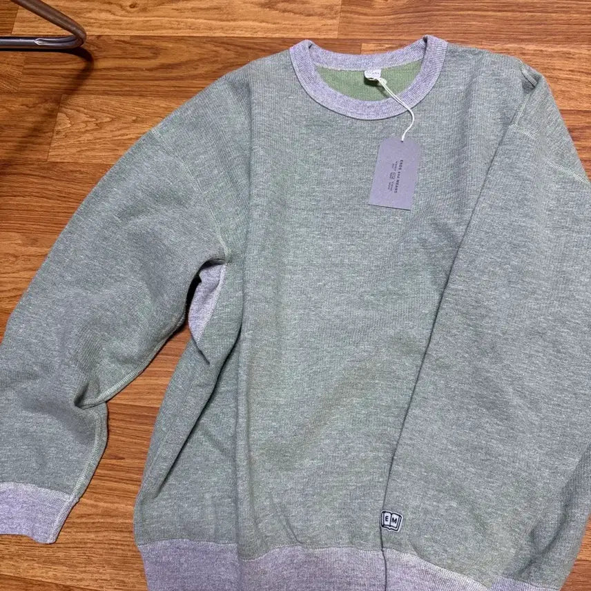 [BUNJANG] EM Sweatshirt L Melon / em 스웻셔츠