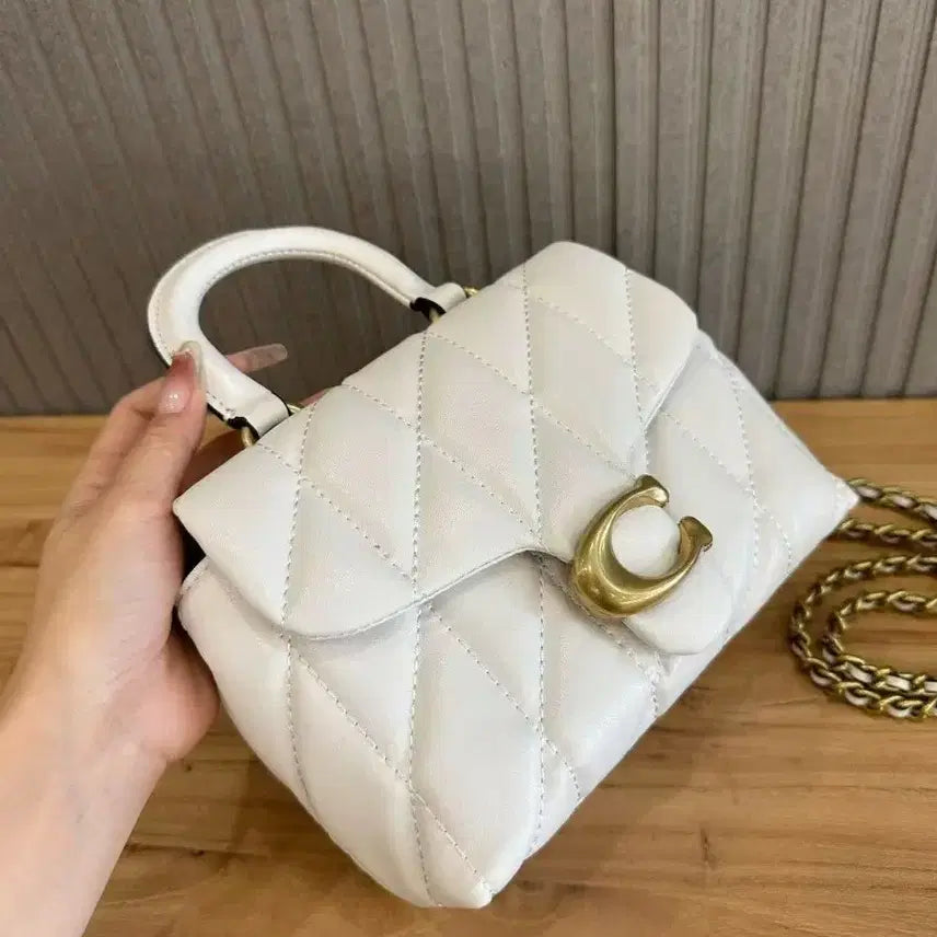 [BUNJANG] Coach Tabby Top Handle Crossbody Bag / COACH/슬릿 장식 TABBY 탑 핸들 크로스백