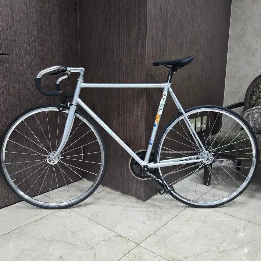 [BUNJANG] Interpro Kerubim Frame Set (Silver/Black) with Wheelset / 인터프로 케루빔 (판/교) 글 필독