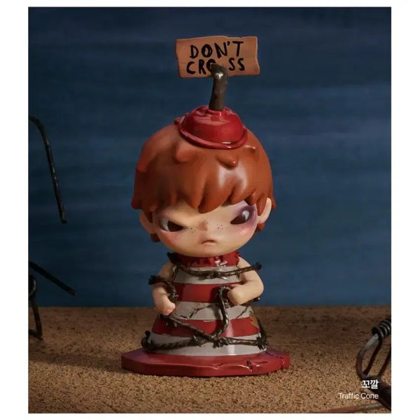 [BUNJANG] Pop Mart Hirono 地地系列 Cone Hat Blind Box / 팝마트 히로노 은신처 시리즈 꼬깔