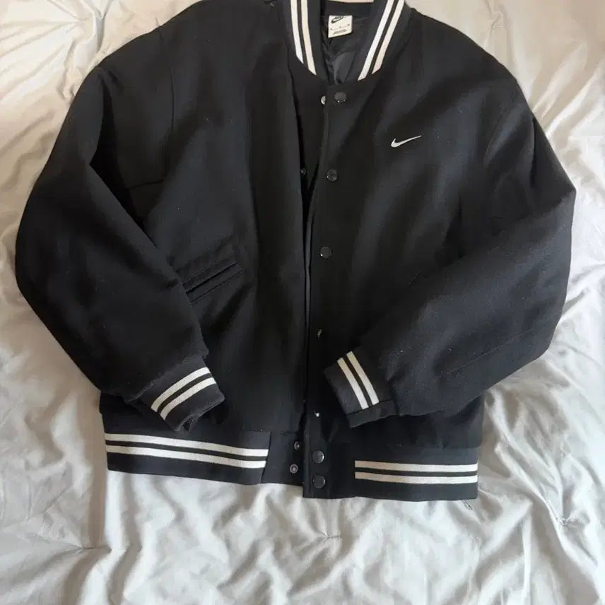 [BUNJANG] Nike NSW Authentic Varsity Jacket (XL, Asia Fit) / 나이키 NSW 어센틱 바시티 자켓 (XL, 아시아)
