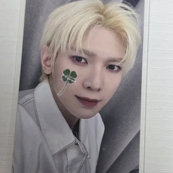 [BUNJANG] ATEEZ Yeosang Clover POB / ATEEZ 에이티즈 클로버 미공포 여상