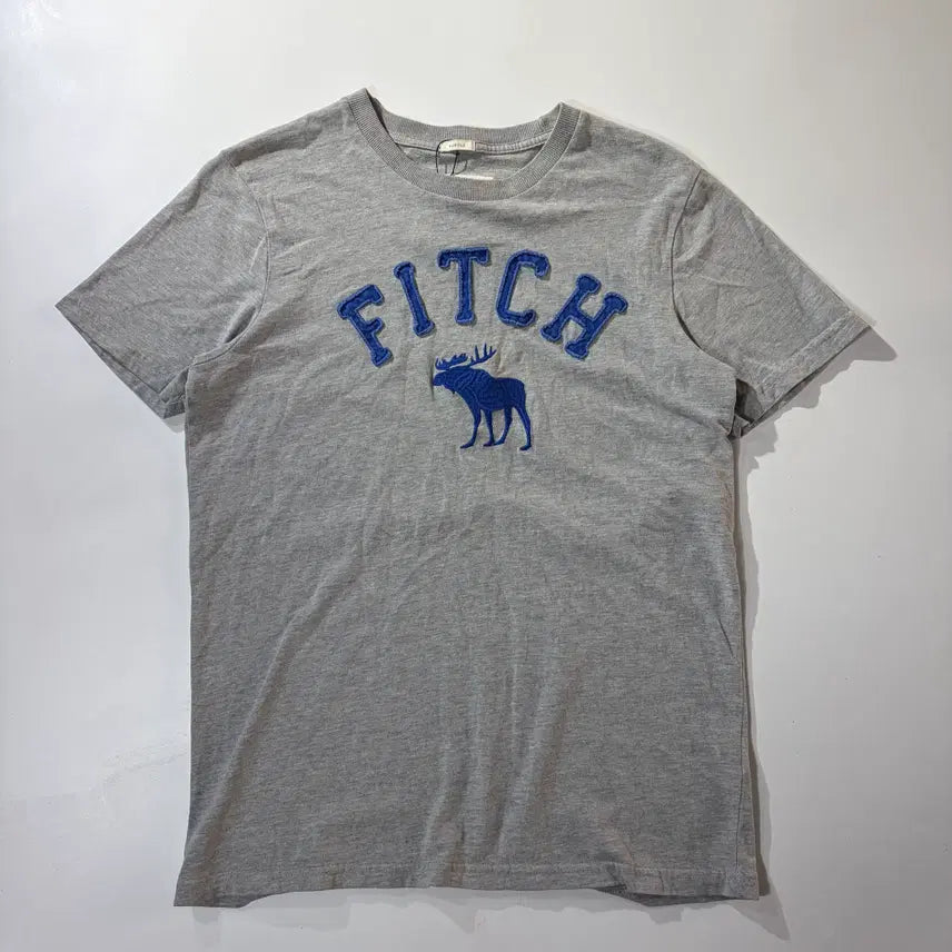 [BUNJANG] Abercrombie & Fitch Blue Logo Stitch Short Sleeve T-Shirt / 아베크롬비 블루 로고 스티치 반팔티셔츠