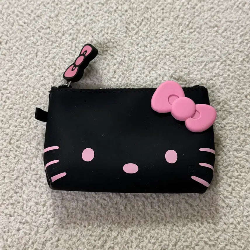 [BUNJANG] Hello Kitty Black Pink Genuine Silicone Card Holder Pouch / 키티 블랙 핑크 정품 실리콘 카드지갑 파우치