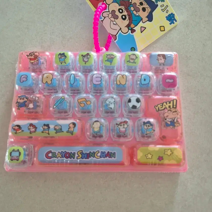 [BUNJANG] Crayon Shin-chan Keyboard Keyholder Pink / 크레용신짱 키보드 키홀더 핑크