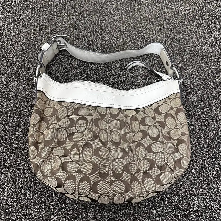 [BUNJANG] COACH Signature Women's Shoulder Bag / COACH 코치 시그니처 여성 숄더백 가방