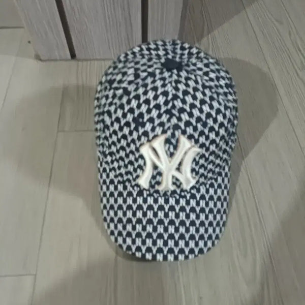 [BUNJANG] New York Yankees Pattern Baseball Cap / 뉴욕 양키스 패턴 야구 모자