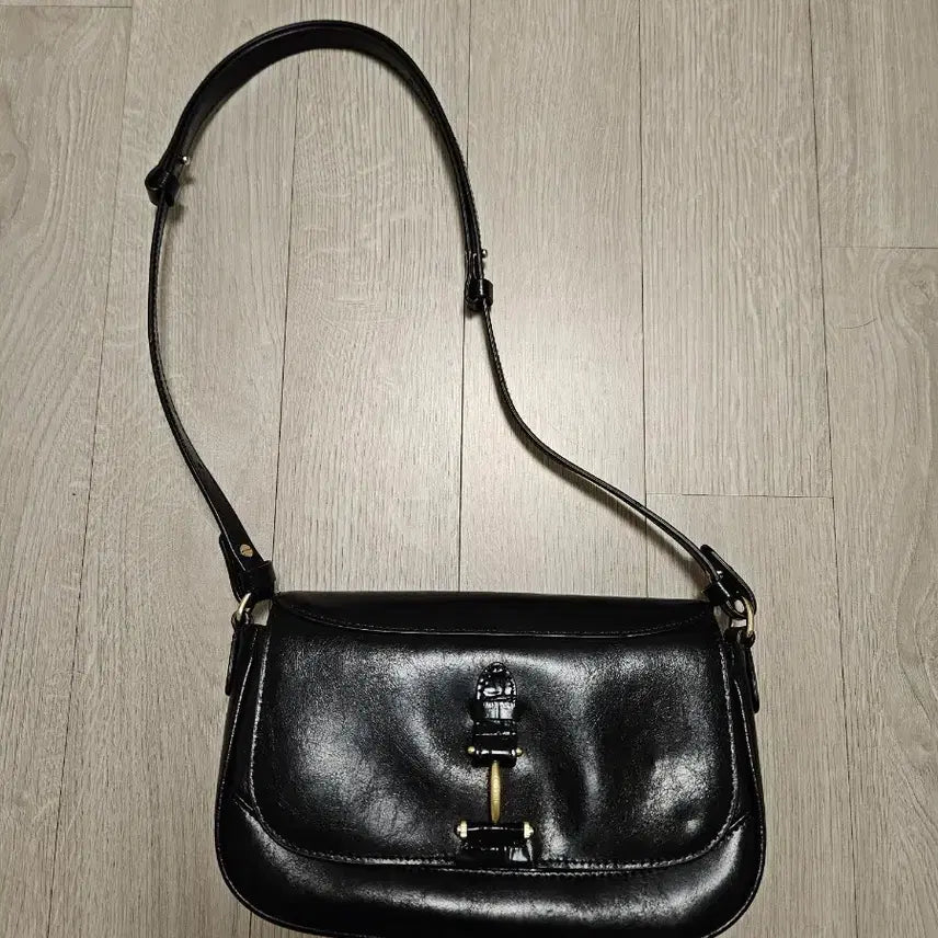 [BUNJANG] L'OBJET Sac Banane Mini Black / 루에브르 삭드벨로 미니 블랙