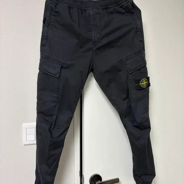 [BUNJANG] Stone Island Black Trousers / 스톤아일랜드 긴바지 블랙