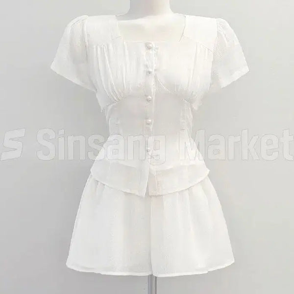 [BUNJANG] Button Point Blouse and Shorts Set Summer Setup SET / [빠른발송] 버튼 포인트 블라우스 반바지셋트 여름셋업 SET 8309