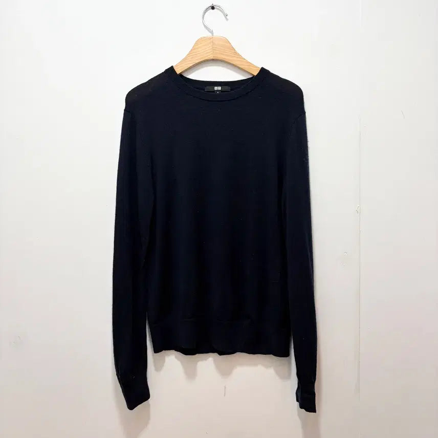 [BUNJANG] Uniqlo Merino Wool Knit Dark Navy (Women's M) / Uniqlo 유니클로 메리노 울 니트 다크네이비 (여성 M)