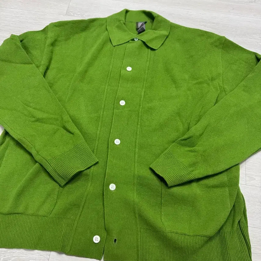 [BUNJANG] Unaffected Green Cardigan / 언어펙티드 가디건 그린