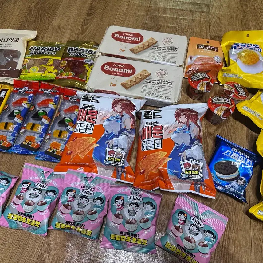 [BUNJANG] Assorted Snack Bundle: Freeze-Dried Treats, Jelly Candies, Cookies, and More / 간식 26개 누네띠네 하리보 동결건조 초코 젤리 과자