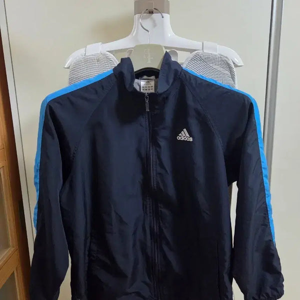 [BUNJANG] Adidas Women's Windbreaker Navy / 아디다스 바람막이