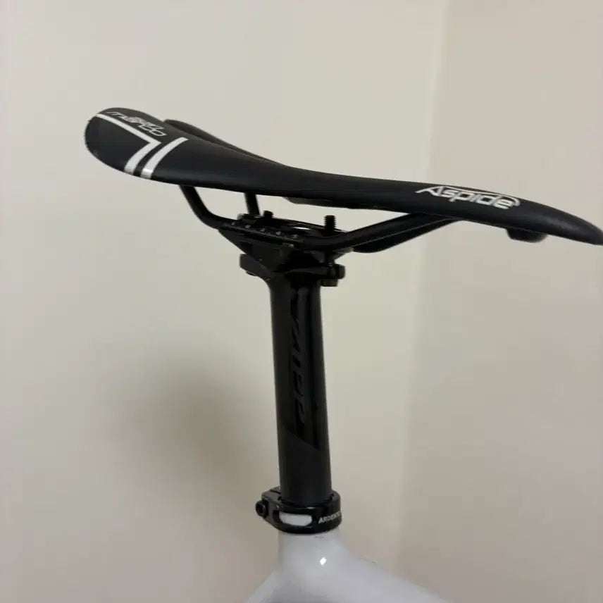 [BUNJANG] ZIPP Service Course SL BeyondBlack Zero-Wide Seatpost / 짚 sl 비욘드블랙 제로백 싯포스트
