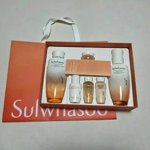 [BUNJANG] Sulwhasoo Essential Daily Basic Set with Shopping Bag / 쇼핑백 포함) 설화수 자음2종 세트 설화수 에센셜 데일리 기초세트 설화수 에센셜 리바이탈라이징 스킨로션
