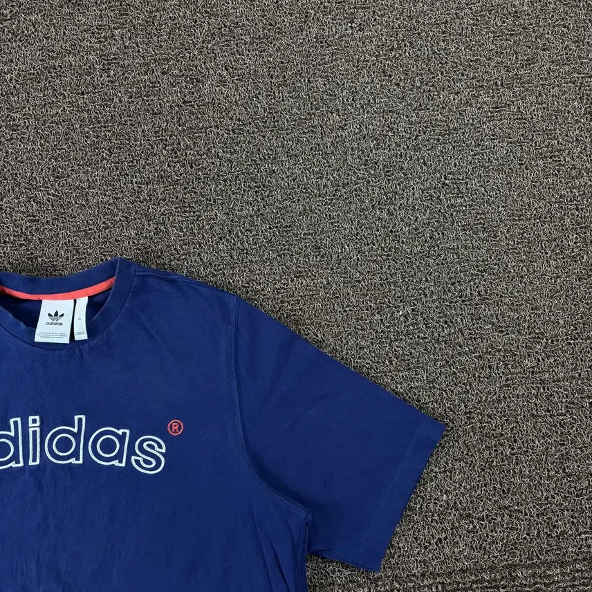 [BUNJANG] Adidas Original Big Logo Short Sleeve T-Shirt / 아디다스 빅로고 오리지널 반팔 티셔츠