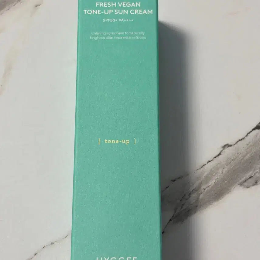 [BUNJANG] Hygge Fresh Vegan Tone-Up Sun Cream 50ml / 프레쉬 비건 톤업 선크림 50ml (2개 19500원)