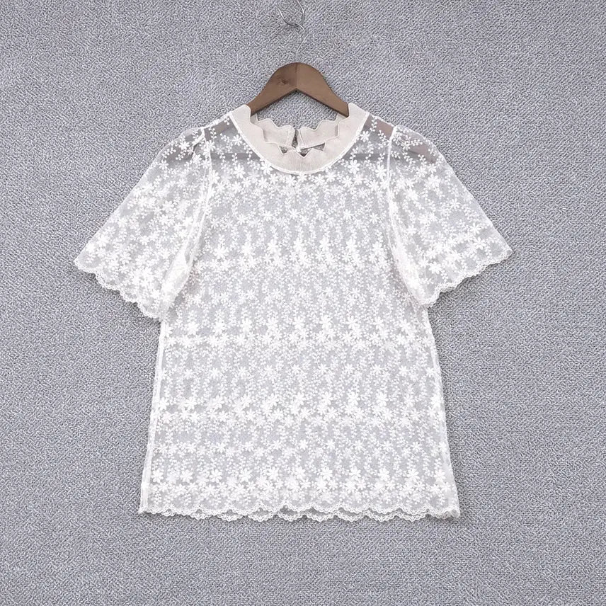 [BUNJANG] THE LENA Women's Sheer Floral Crochet Lace Short-Sleeve Blouse / THE LENA [여성] 시스루 플라워 크로셰 레이스 [봄여름] 반팔 블라우스 55-66