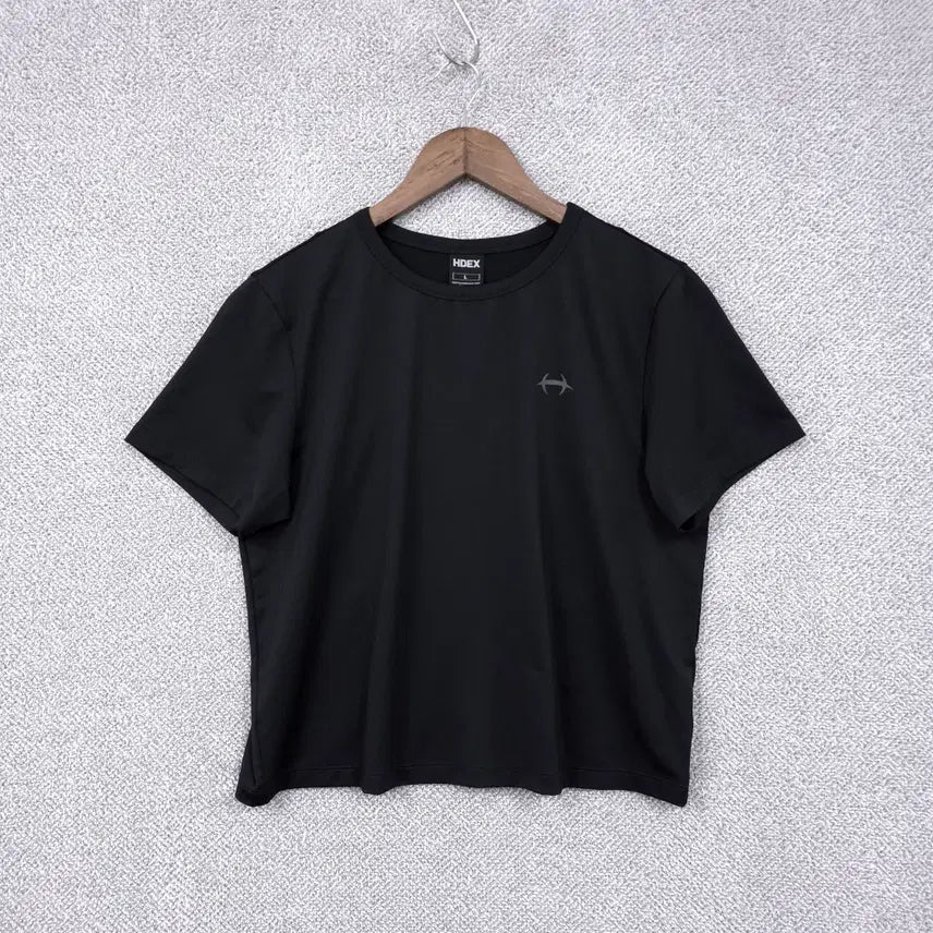 [BUNJANG] HDEX 24SS Women's Cooling Training Crop Short Sleeve T-Shirt / HDEX [에이치덱스] 24SS 여성 냉감 기능성 트레이닝 크롭 반팔 티셔츠 100