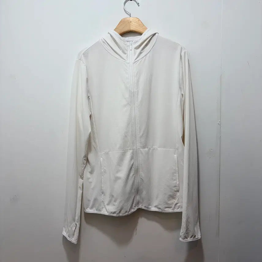 [BUNJANG] Uniqlo AIRism Mesh Hooded Zip-Up Jacket White (Women's L) / Uniqlo 유니클로 에어리즘 메쉬 후드 집업 화이트 (여성L)
