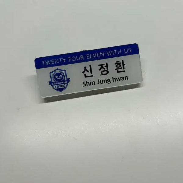 [BUNJANG] TWS Shinyu Acrylic Name Tag / 투어스 신유 아크릴 명찰