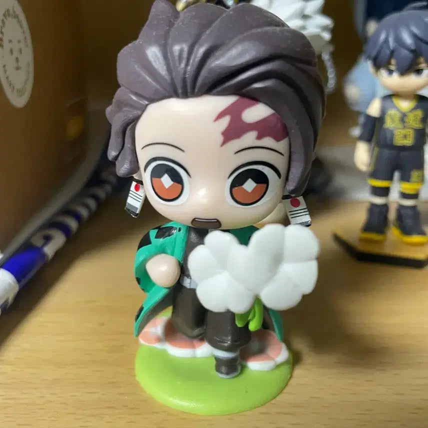 [BUNJANG] Demon Slayer Tanjiro Figure / 귀멸의 칼날 탄지로 피규어