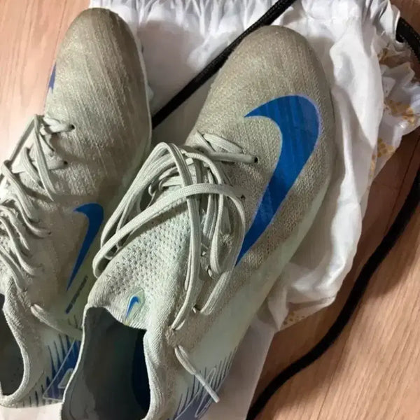 [BUNJANG] Nike Mercurial Vapor 16 Elite AG Soccer Cleats / 나이키 머큐리얼 베이퍼 16 AG 축구화 265