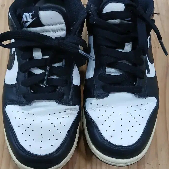 [BUNJANG] Nike Dunk Low "Orca" (235mm) / 나이키 덩크 로우 범고래 235
