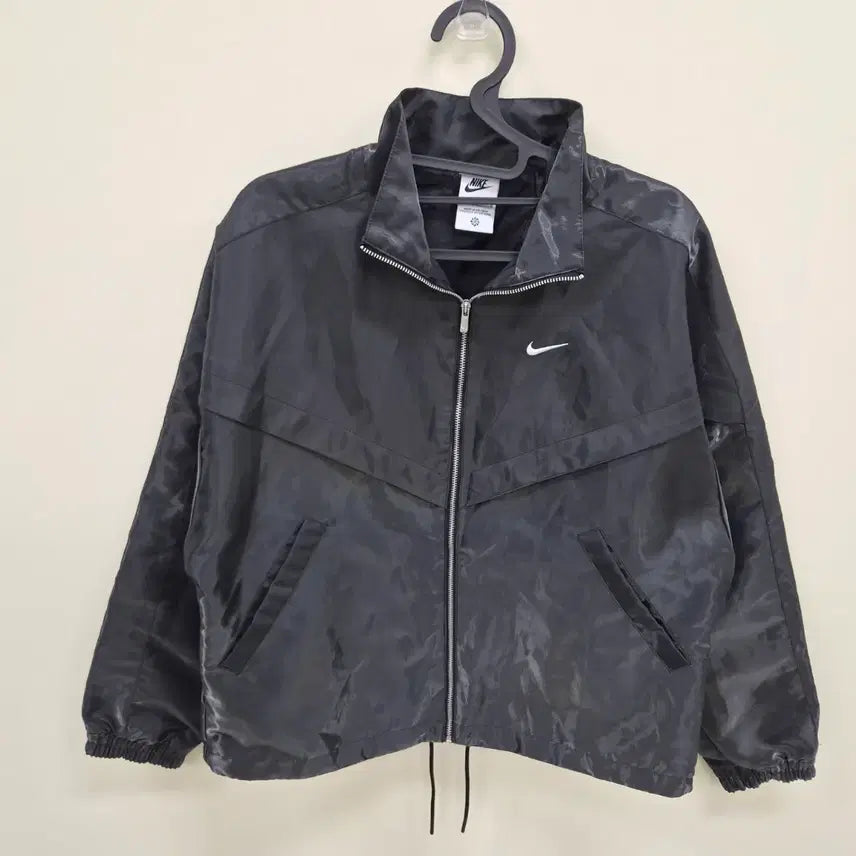 [BUNJANG] Nike Women's Windrunner Jacket (2025 Model) / 나이키 우먼스 윈드러너 자켓 25년식