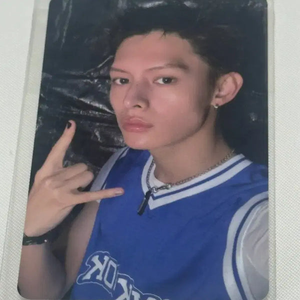 [BUNJANG] Courtois James Everline Lucky Draw Photocard / 코르티스 제임스 에버라인 럭드 포카 양도 3차