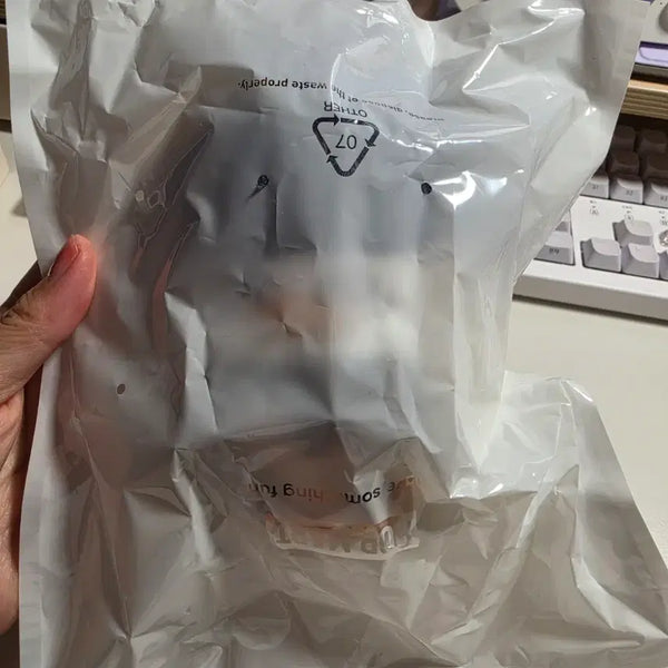 [BUNJANG] RIIZE Popmart Fluffy Mini Pouch Keyring Sohee / 라이즈 팝마트 미니 파우치 키링 똘병 소희