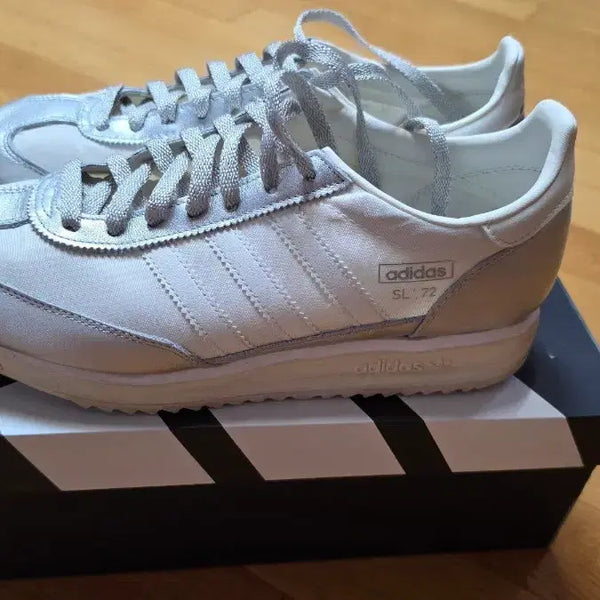 [BUNJANG] Adidas SL 72 Silver Sneakers / 아디다스 SL 72 실버 스니커즈