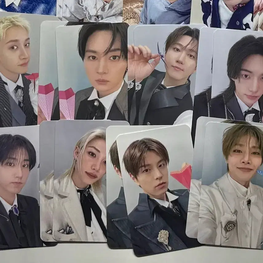 [BUNJANG] Stray Kids EAWTW Popup POB Photocard / 스키즈 eaatw 팝업 4만원 특전 포카 / 스트레이키즈 서울 미공포 앨포