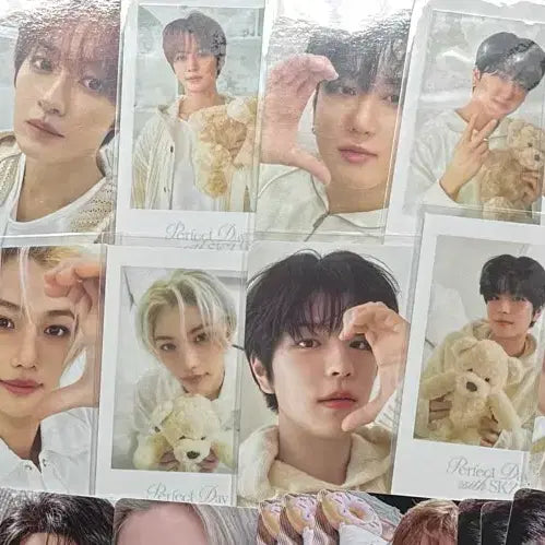 [BUNJANG] Stray Kids 2024 Season's Greetings Photocard Set / 스키즈 2024 시그 포카 폴라 세트 / 스트레이키즈 시즌그리팅