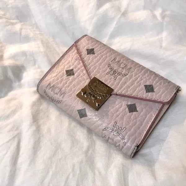 [BUNJANG] MCM Powder Pink Bifold Wallet / mcm 파우더핑크 반지갑 양산형 지뢰계 양지뢰 리즈리사 일브