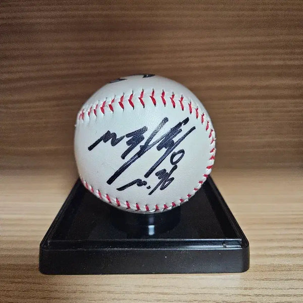 [BUNJANG] Kwon Hee-dong Autographed Baseball / 권희동 싸인볼