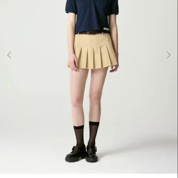 [BUNJANG] Glowny Beige Pleated Mini Skirt S / 글로니 베이지 플리츠 미니스커트 S