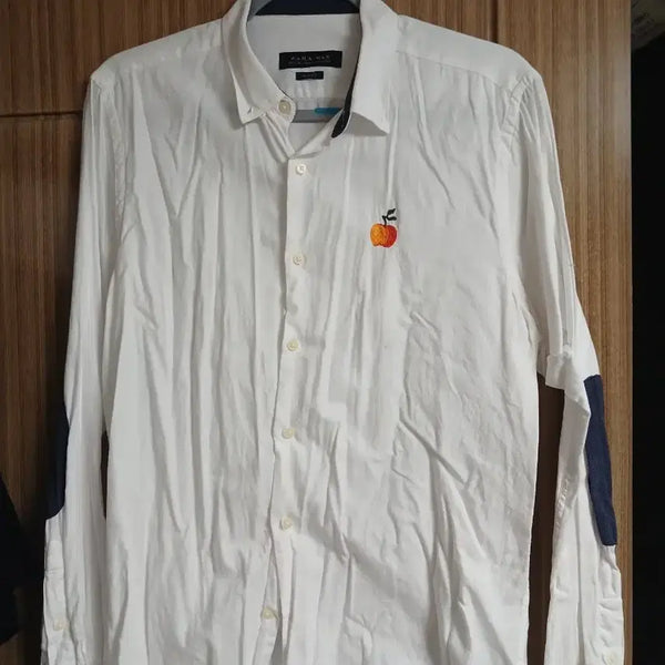 [BUNJANG] Zara Elbow Patch Apple Oxford Shirt / 자라 엘보우패치 애플 옥스포드셔츠 100